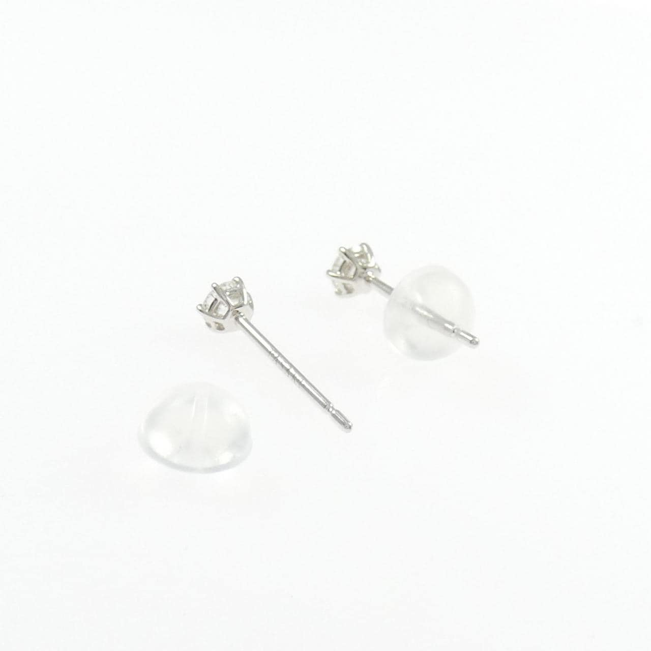 タサキ ダイヤモンド ピアス 0.20CT