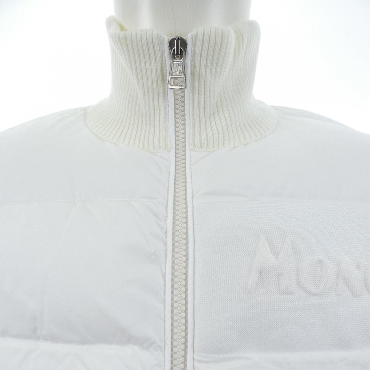モンクレール MONCLER 20919B51600 ダウンジャケット