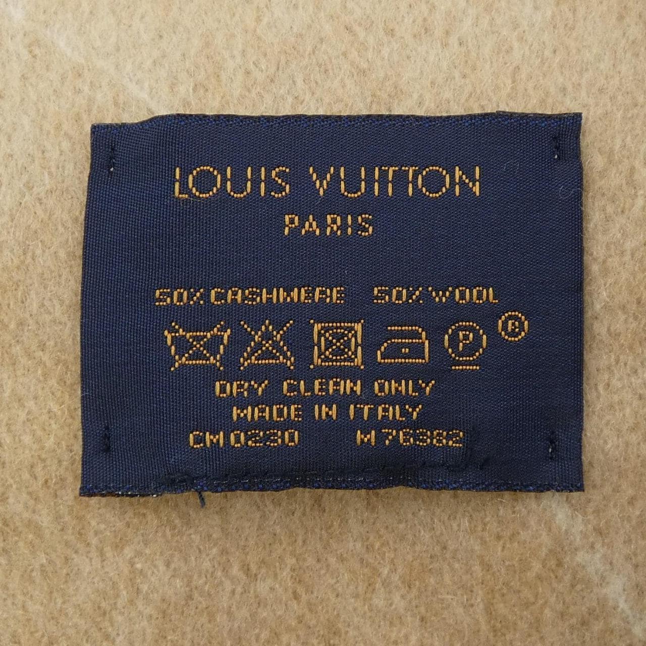 ルイヴィトン LOUIS VUITTON ジ アルティメット M76382 MUFFLER