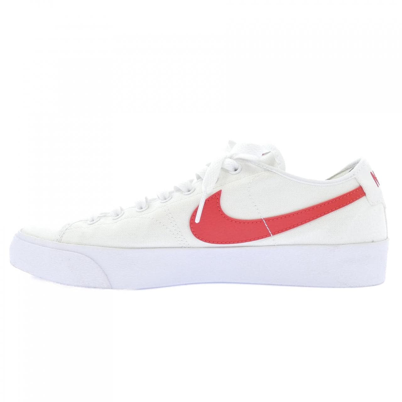 ナイキ NIKE スニーカー