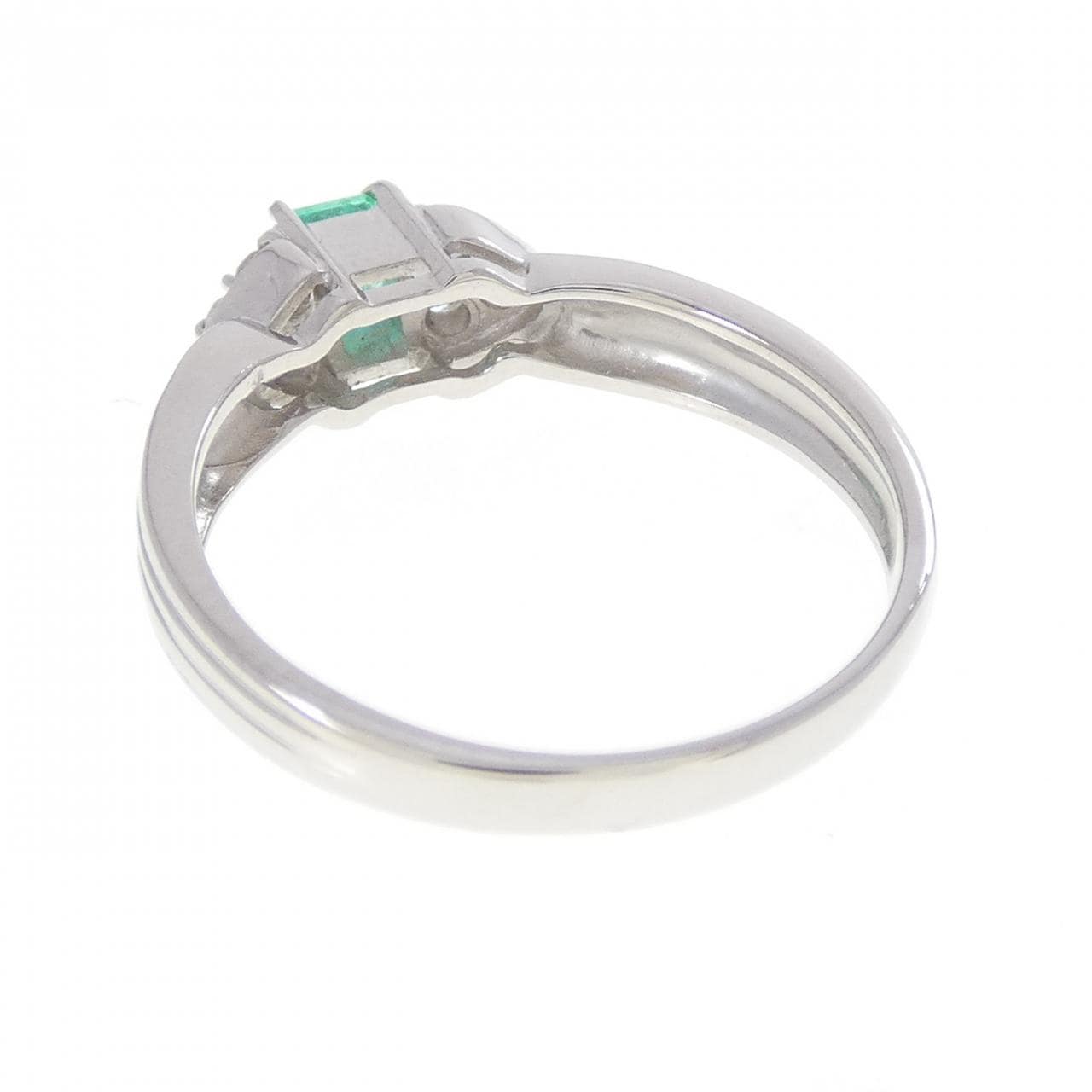 PT900 エメラルド リング 0.22CT