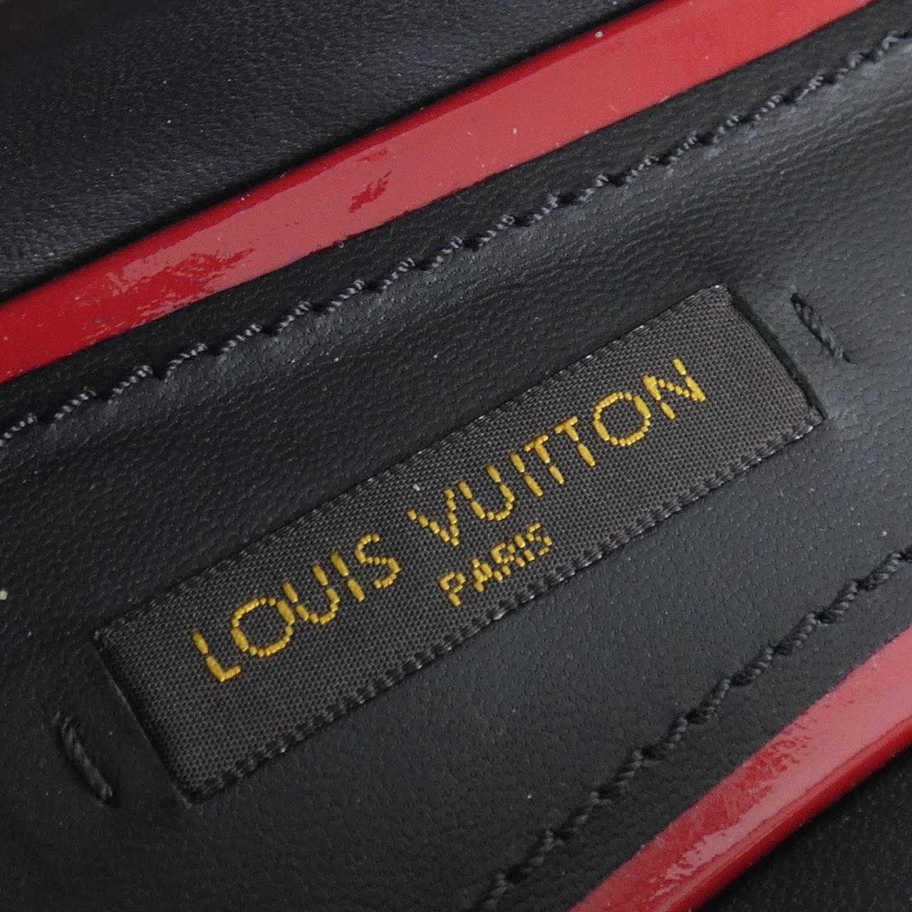 LOUIS VUITTON VUITTON flat shoes
