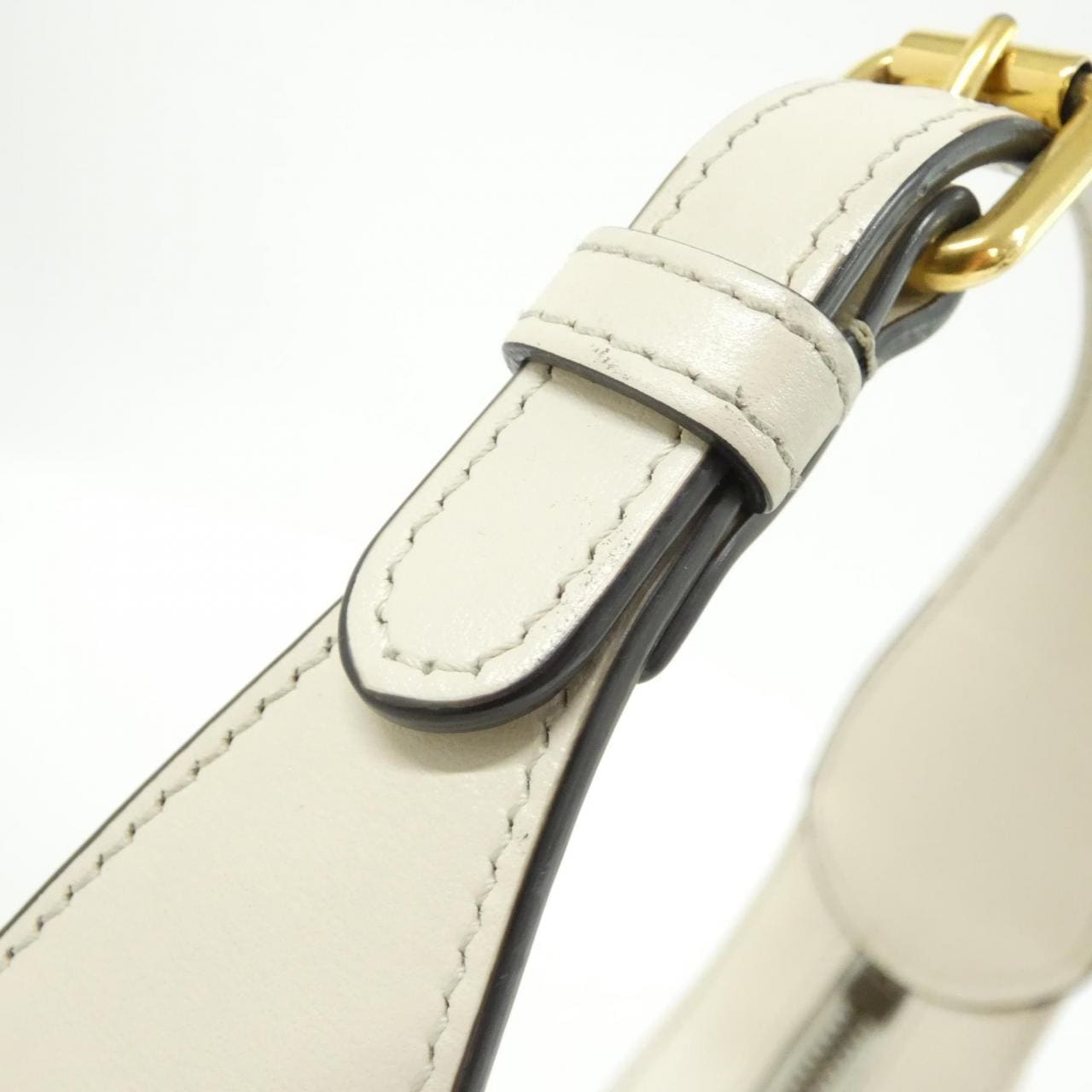 グッチ GG MARMONT 699514 DTDHT バッグ