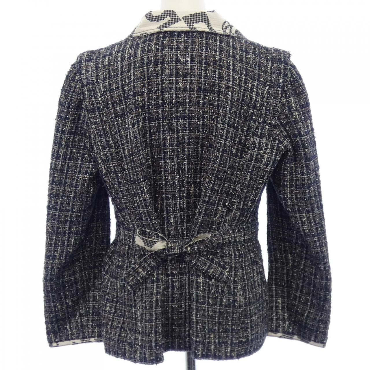 【ヴィンテージ】シャネル CHANEL P28600W03730 06P ジャケット