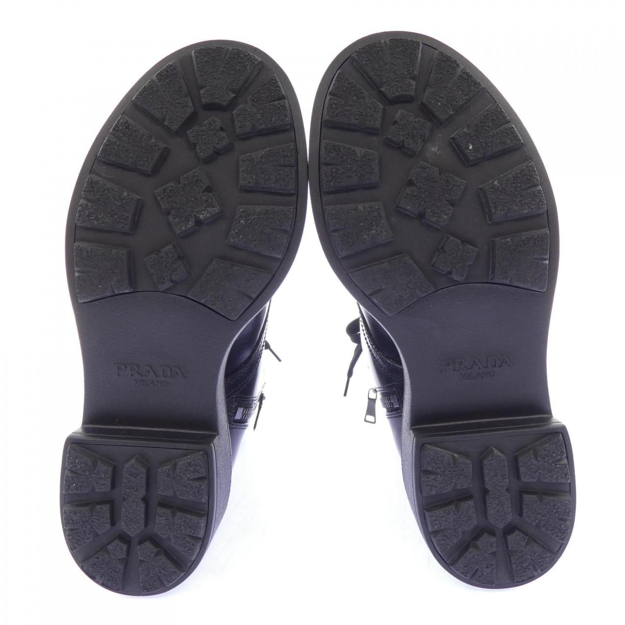 プラダ PRADA トライアングルロゴ 1T647N ブーツ
