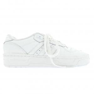 アディダス ADIDAS GX2272 スニーカー