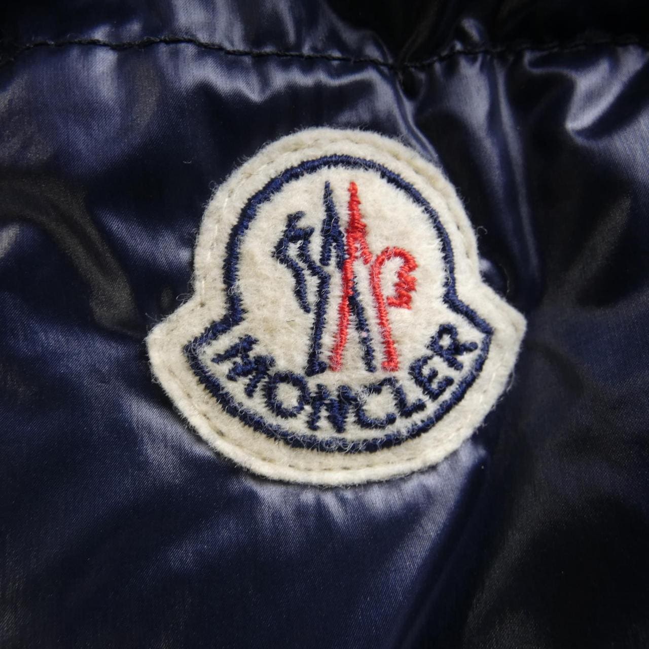 モンクレール MONCLER ダウンジャケット