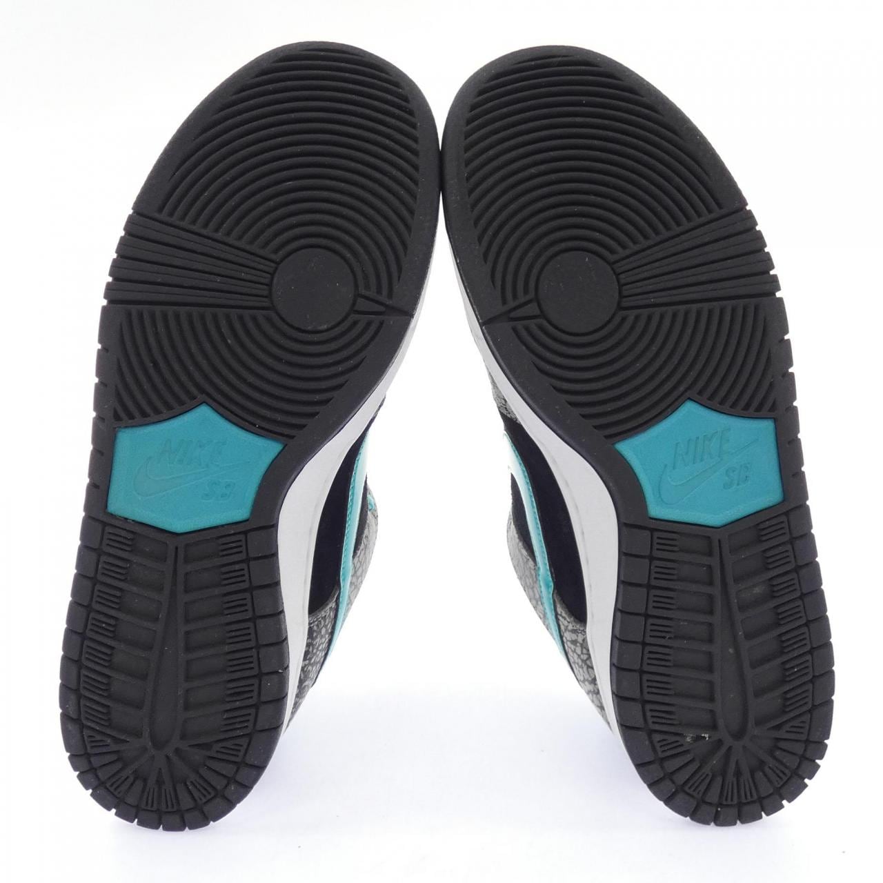 ナイキ NIKE BQ6817-009 スニーカー