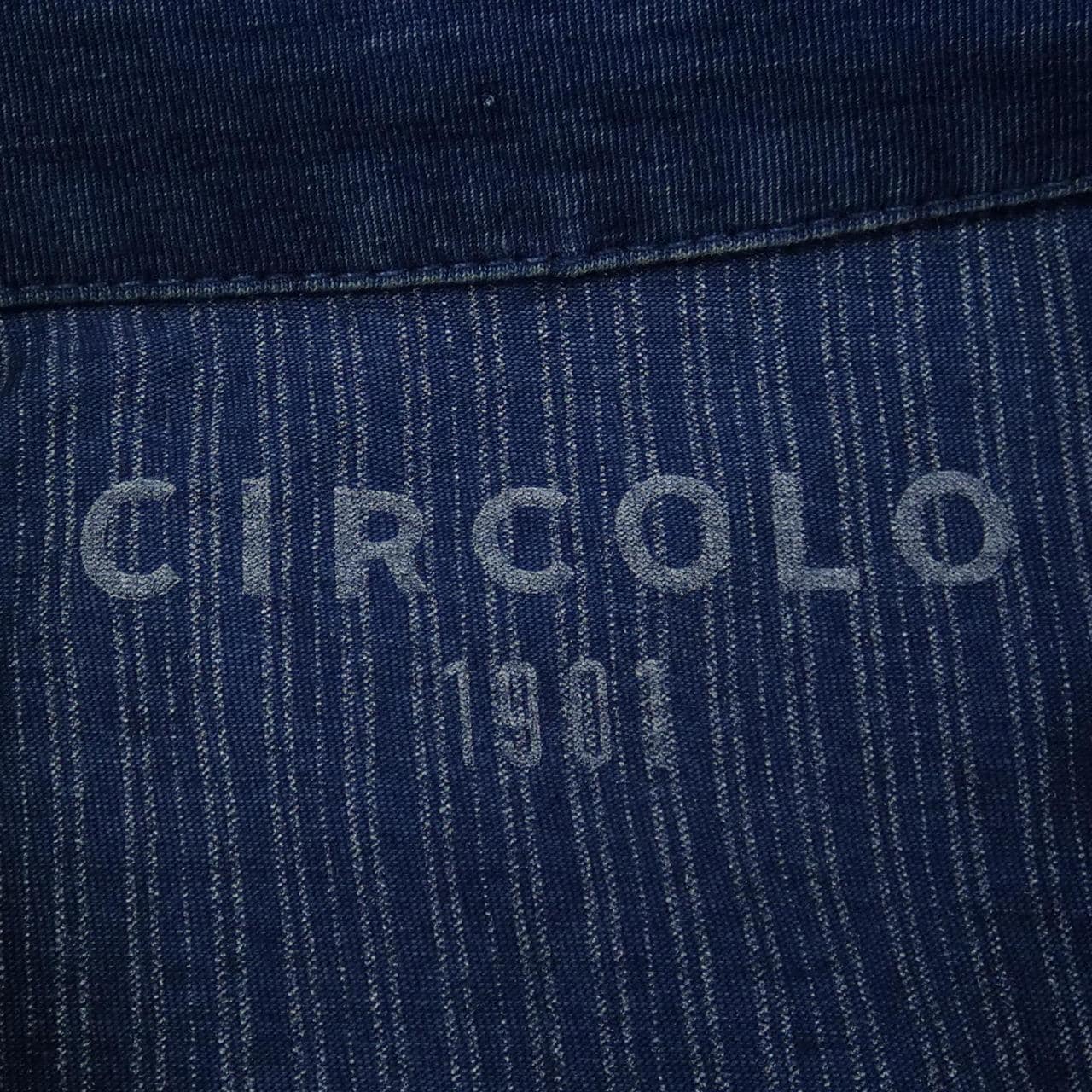 チルコロ 1901 CIRCOLO 1901 ポロシャツ