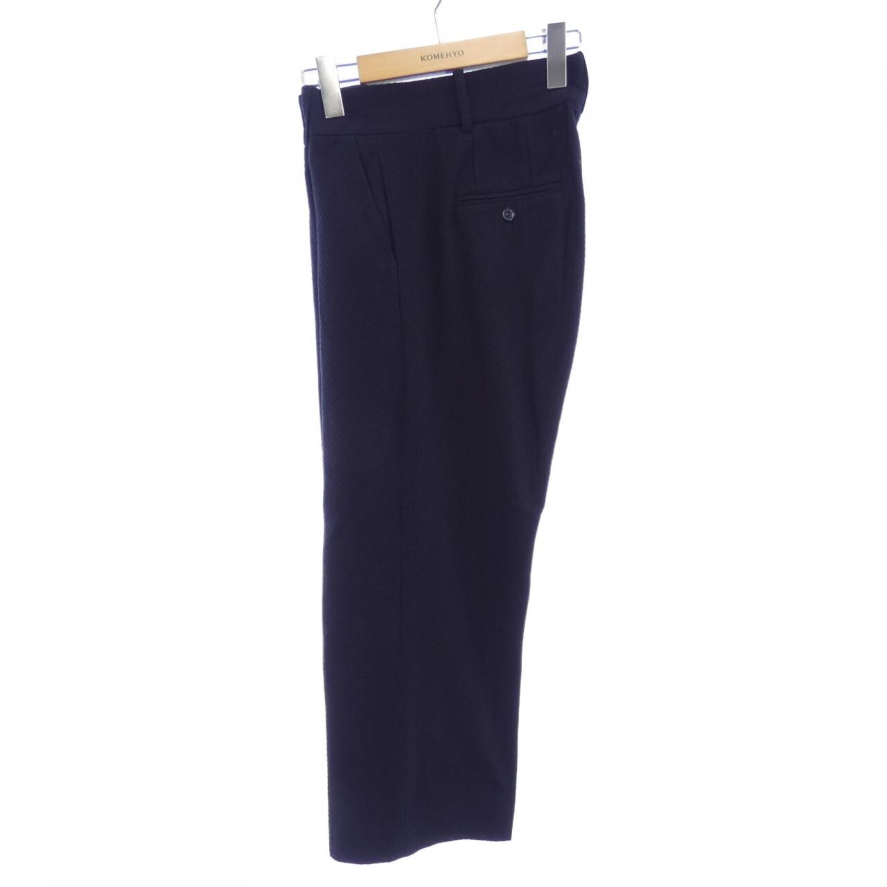 チルコロ 1901 CIRCOLO 1901 パンツ