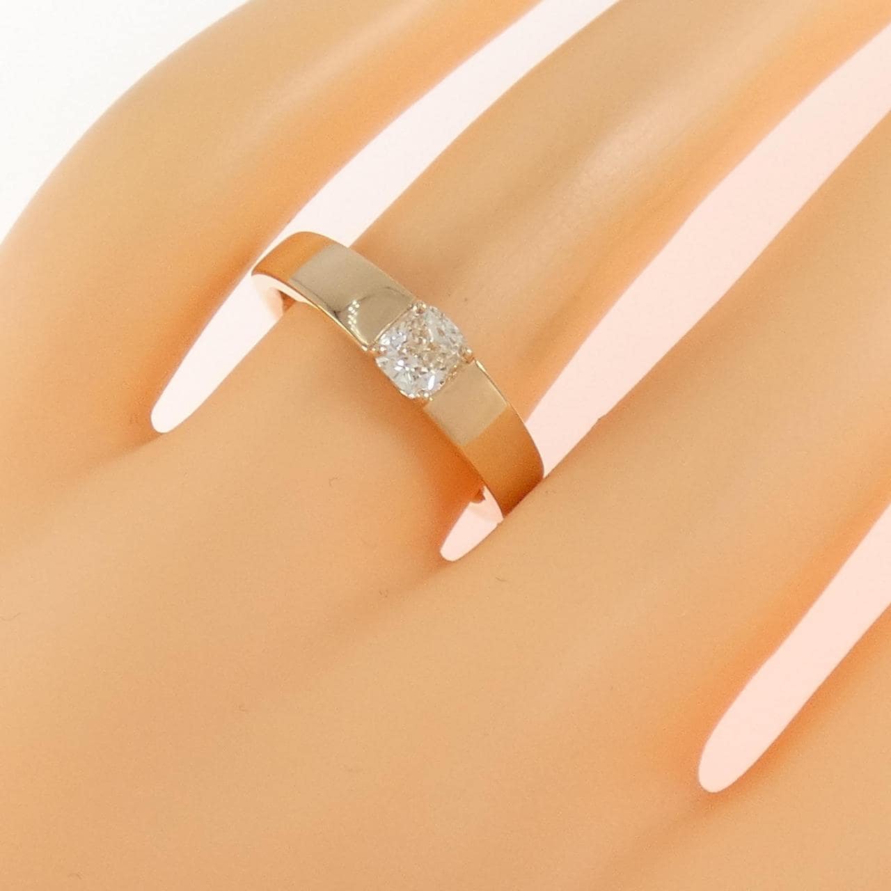 750PG Diamond Ring 0.501CT