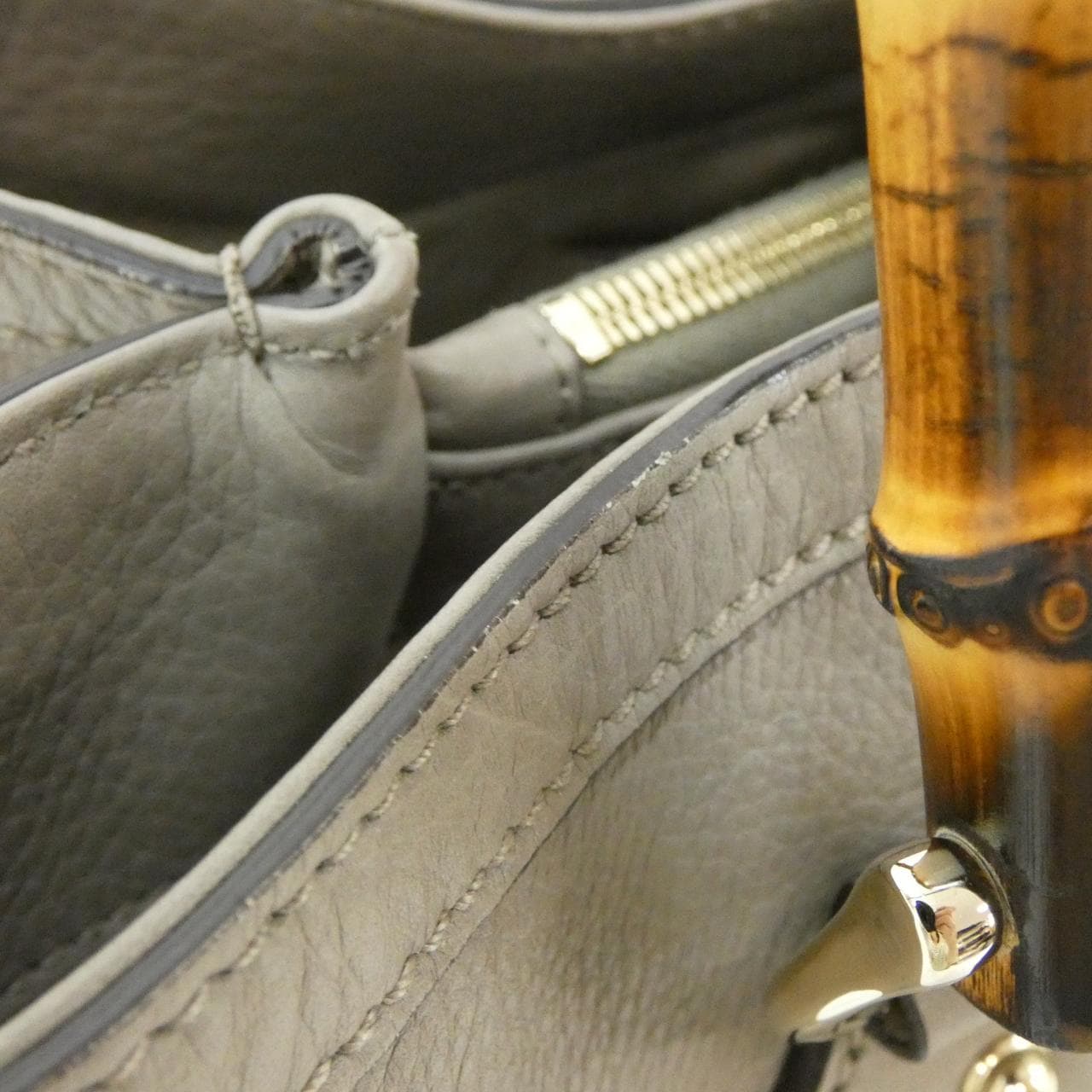 グッチ 282317 A7M0G バッグ