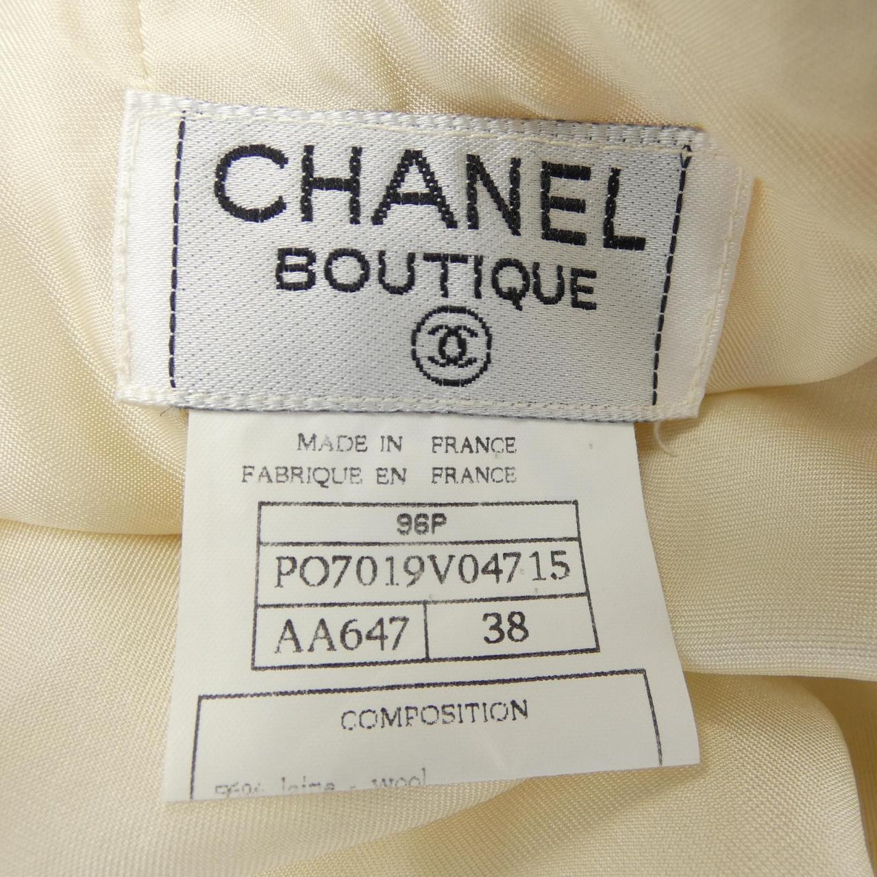 【ヴィンテージ】シャネル CHANEL P07019V04715 96P. スーツ