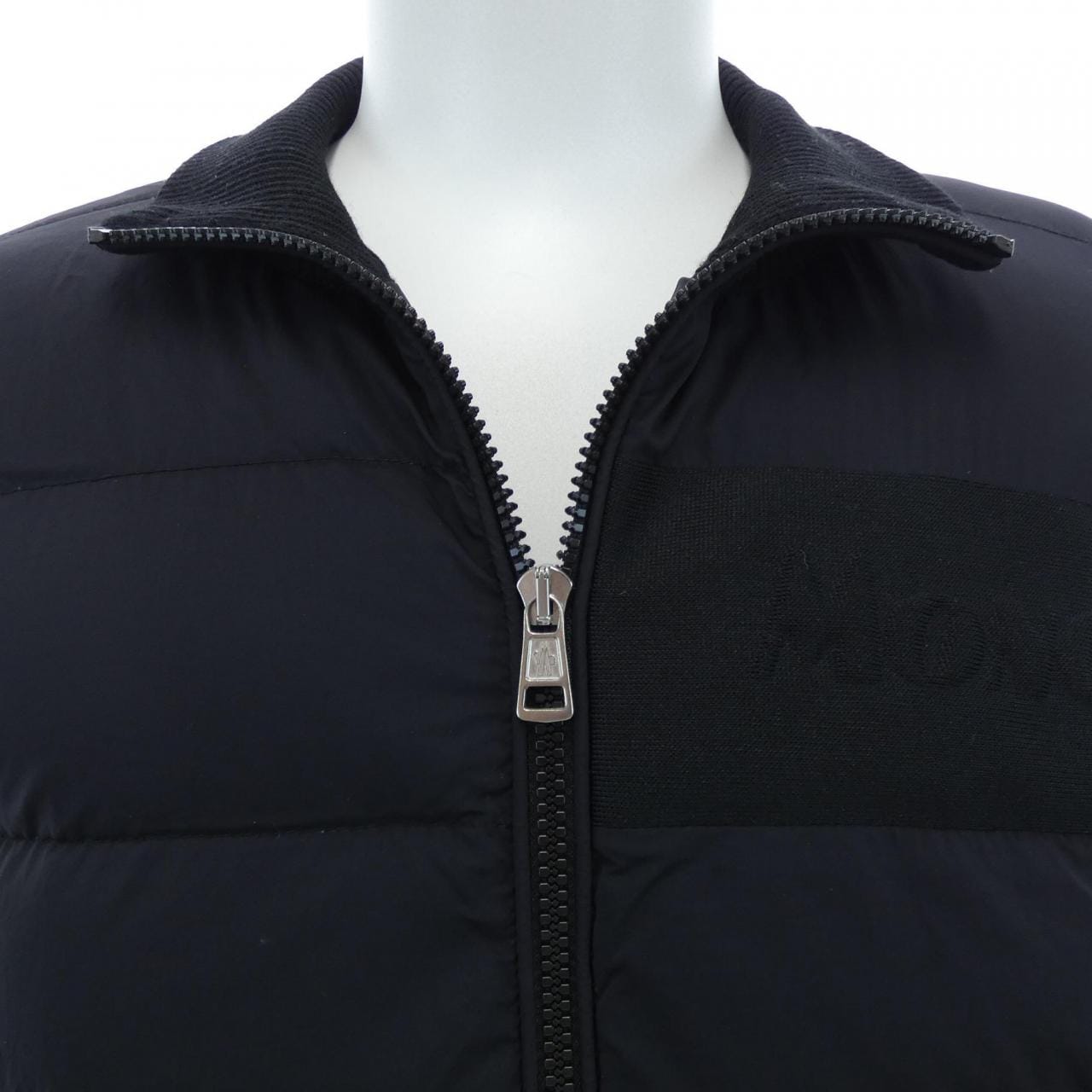 モンクレール MONCLER 20919B51600 ダウンジャケット