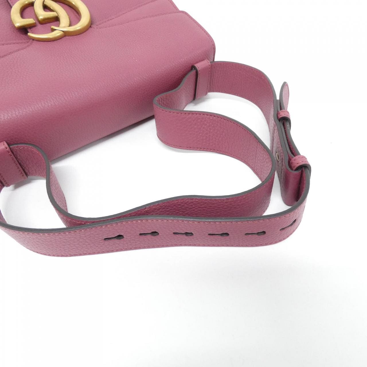 グッチ GG MARMONT 401173 A7M0T ショルダーバッグ