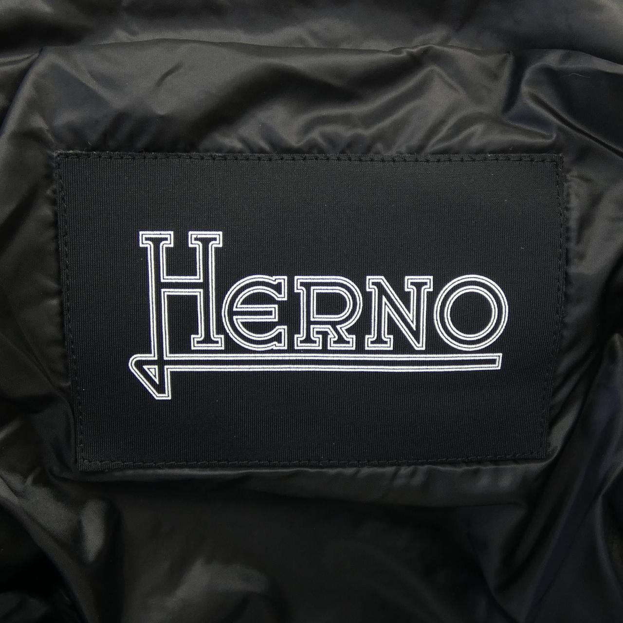 ヘルノ Herno ダウンジャケット