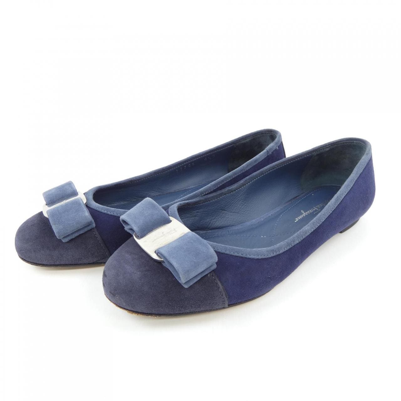 サルヴァトーレフェラガモ SALVATORE FERRAGAMO フラットシューズ