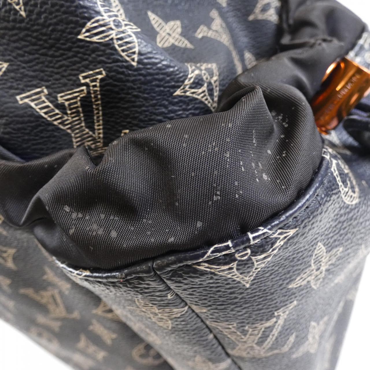 LOUIS VUITTON Monogram Ink Discovery Backpack M43693 Rucksack