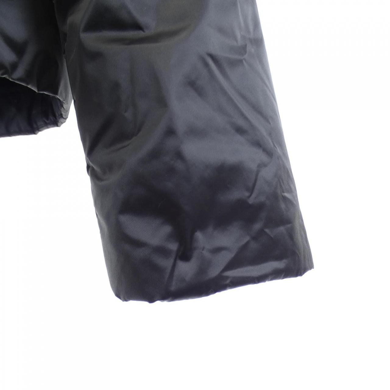 プラダ PRADA トライアングルロゴ 290832 R152 1DAB ダウンジャケット