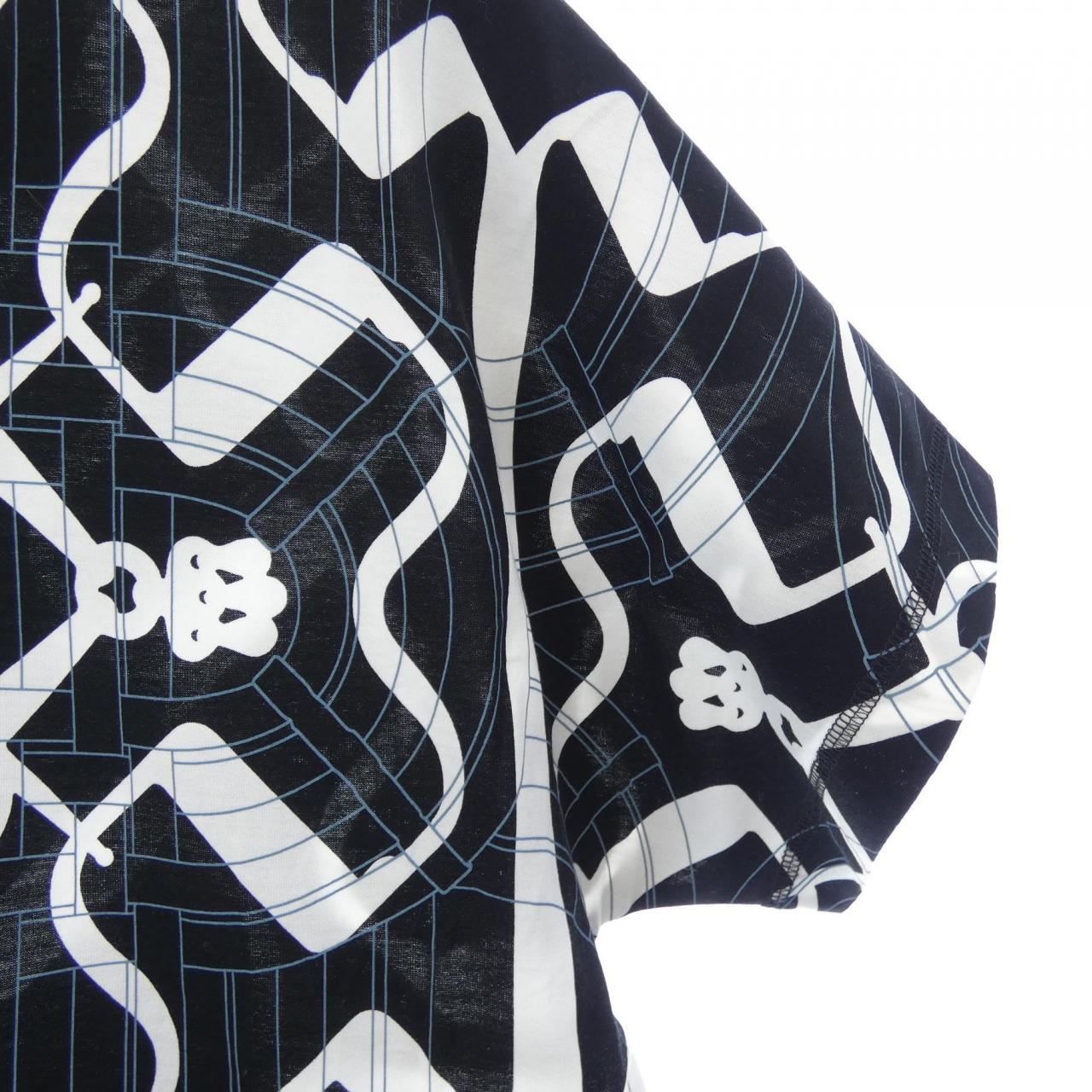 エルメス HERMES MORS A JOUETS DETOURE TATOO 4H4630DD Tシャツ