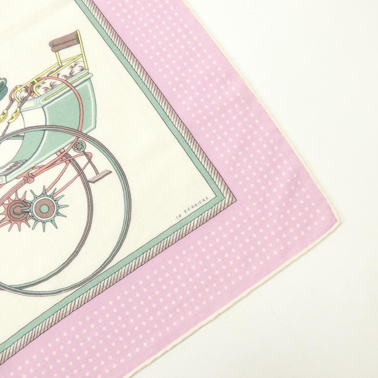 エルメス HERMES LES VOITURES A TRANSFORMATION カレジェアン140. ショール