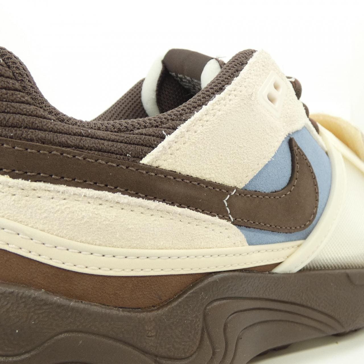 ナイキ NIKE HQ3072-400 スニーカー