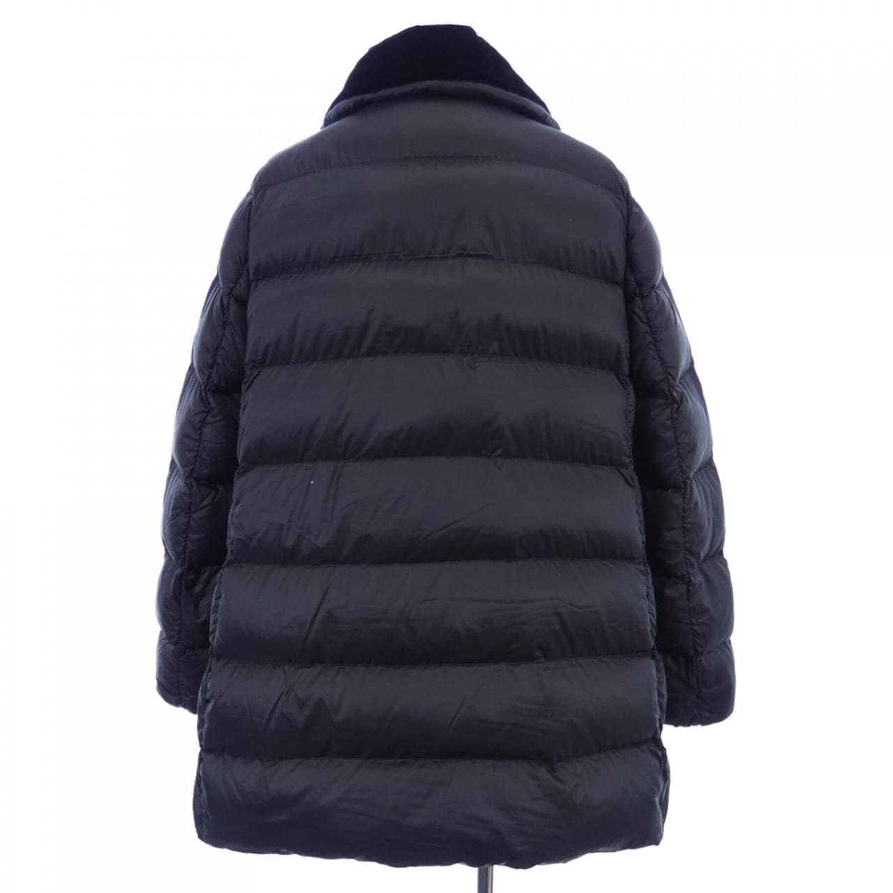 モンクレール MONCLER ダウンジャケット