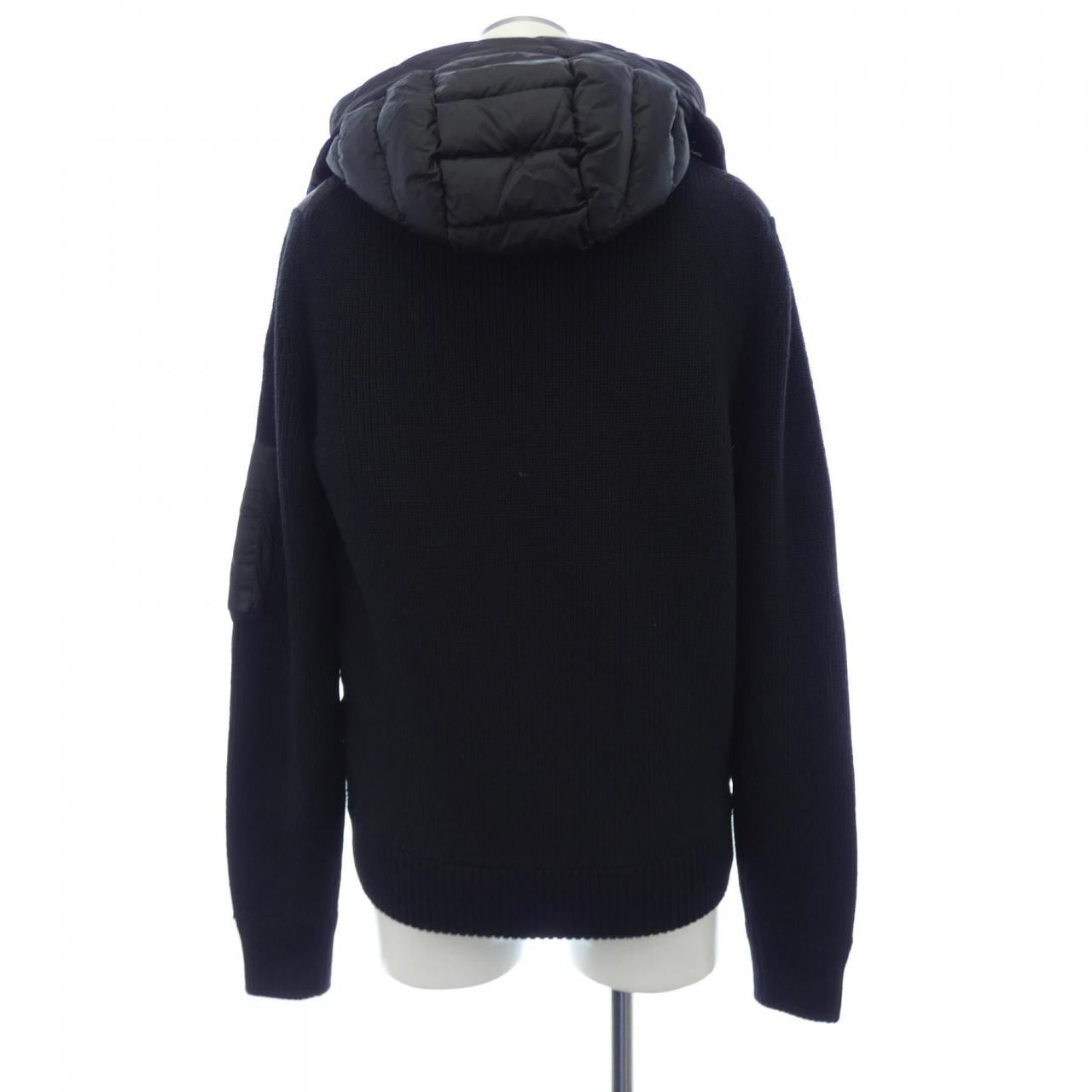 モンクレール MONCLER ダウンジャケット