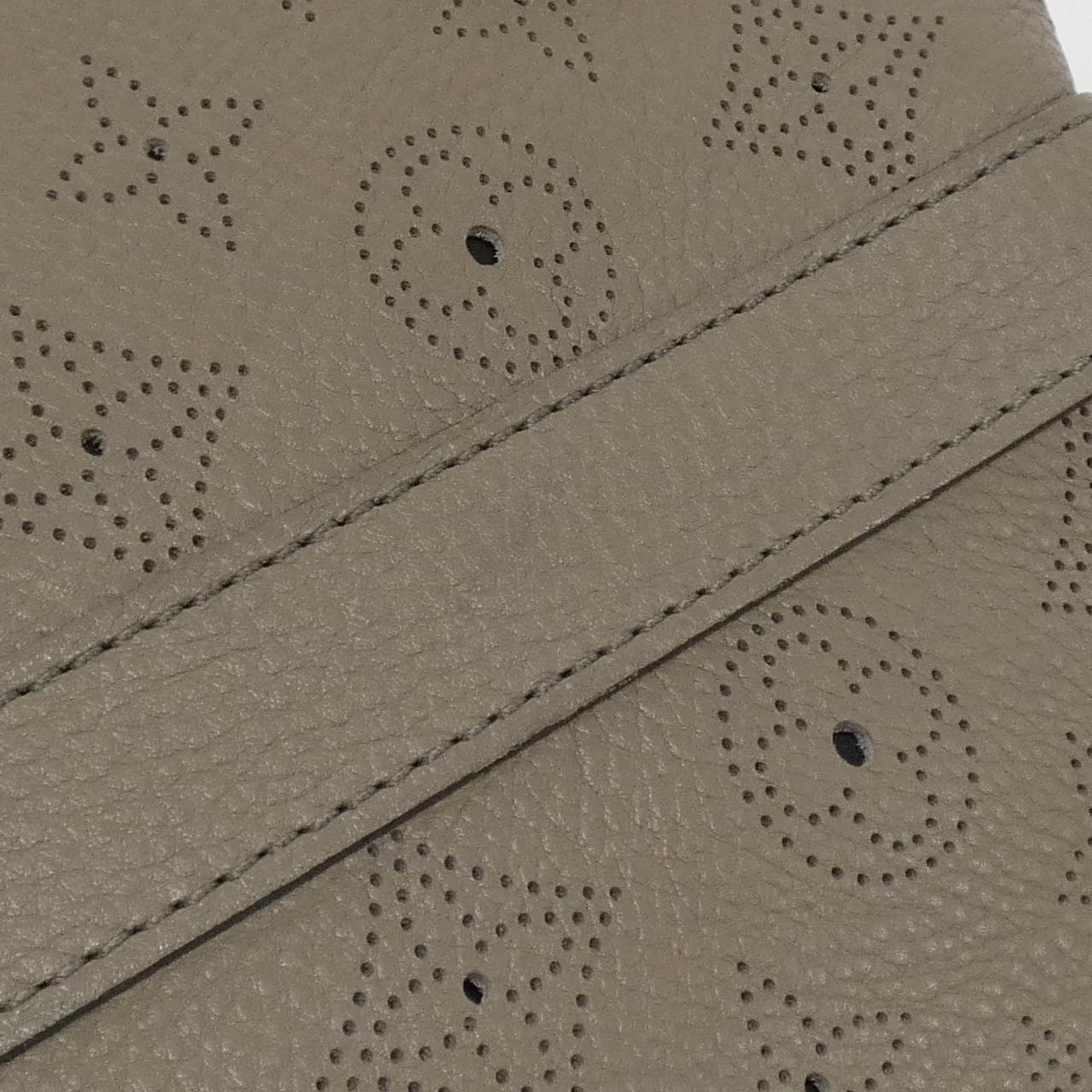 LOUIS VUITTON Mahina Seal PM M93084 Bag