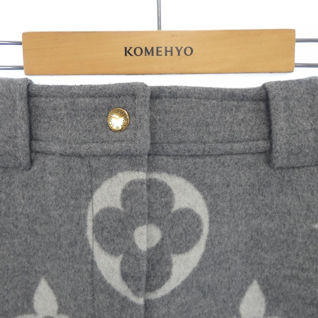 ルイヴィトン LOUIS VUITTON FLSK25TUV スカート