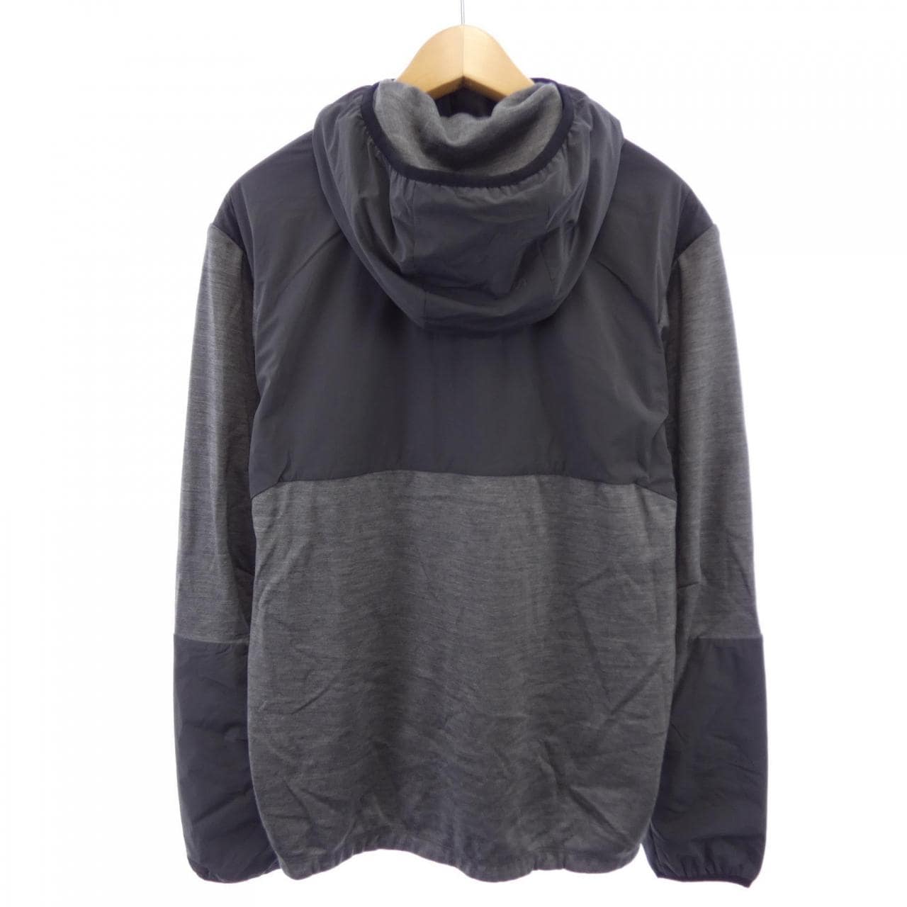 シーズ SEASE ブルゾン