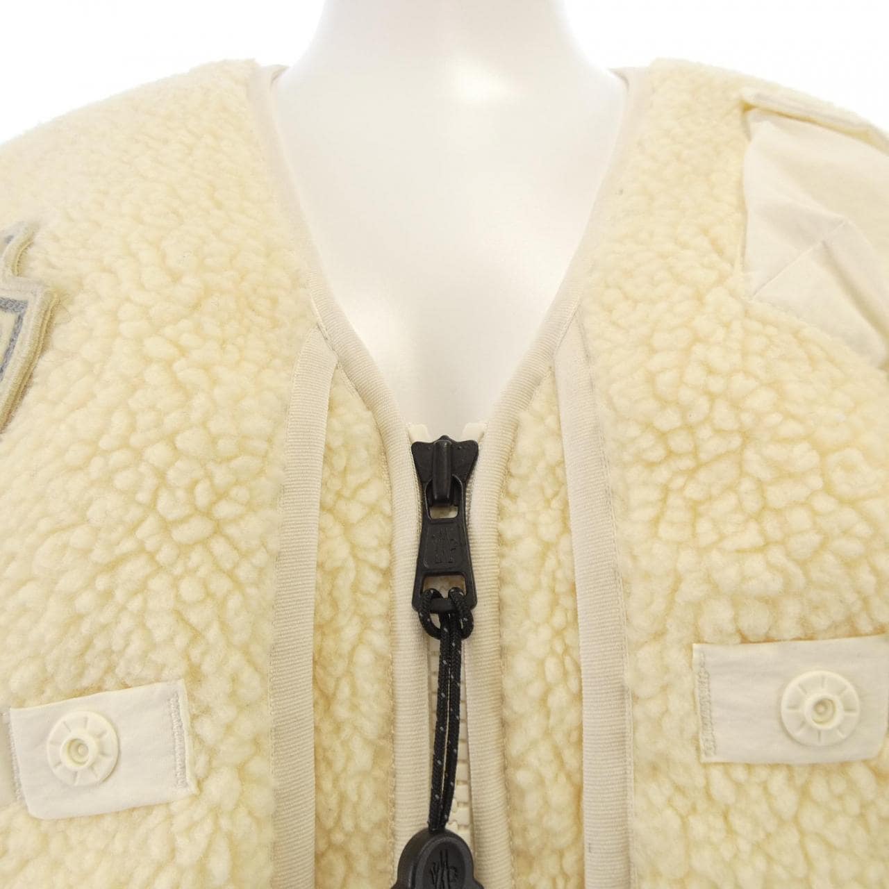 モンクレール ジーニアス MONCLER GENIUS Pharrell Williams　2WAY 209R8G00001 ダウンジャケット