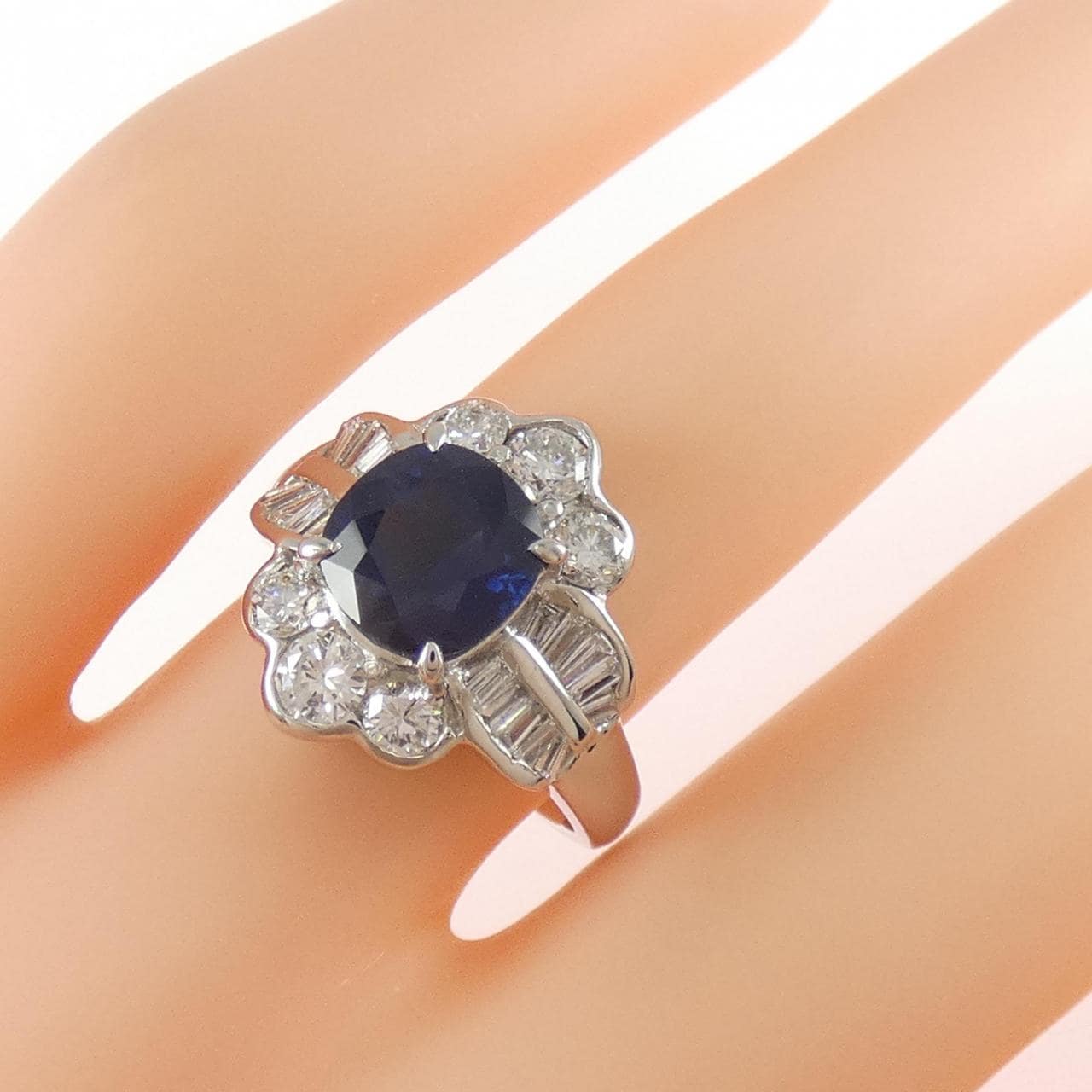 PT900 サファイヤ リング 2.19CT
