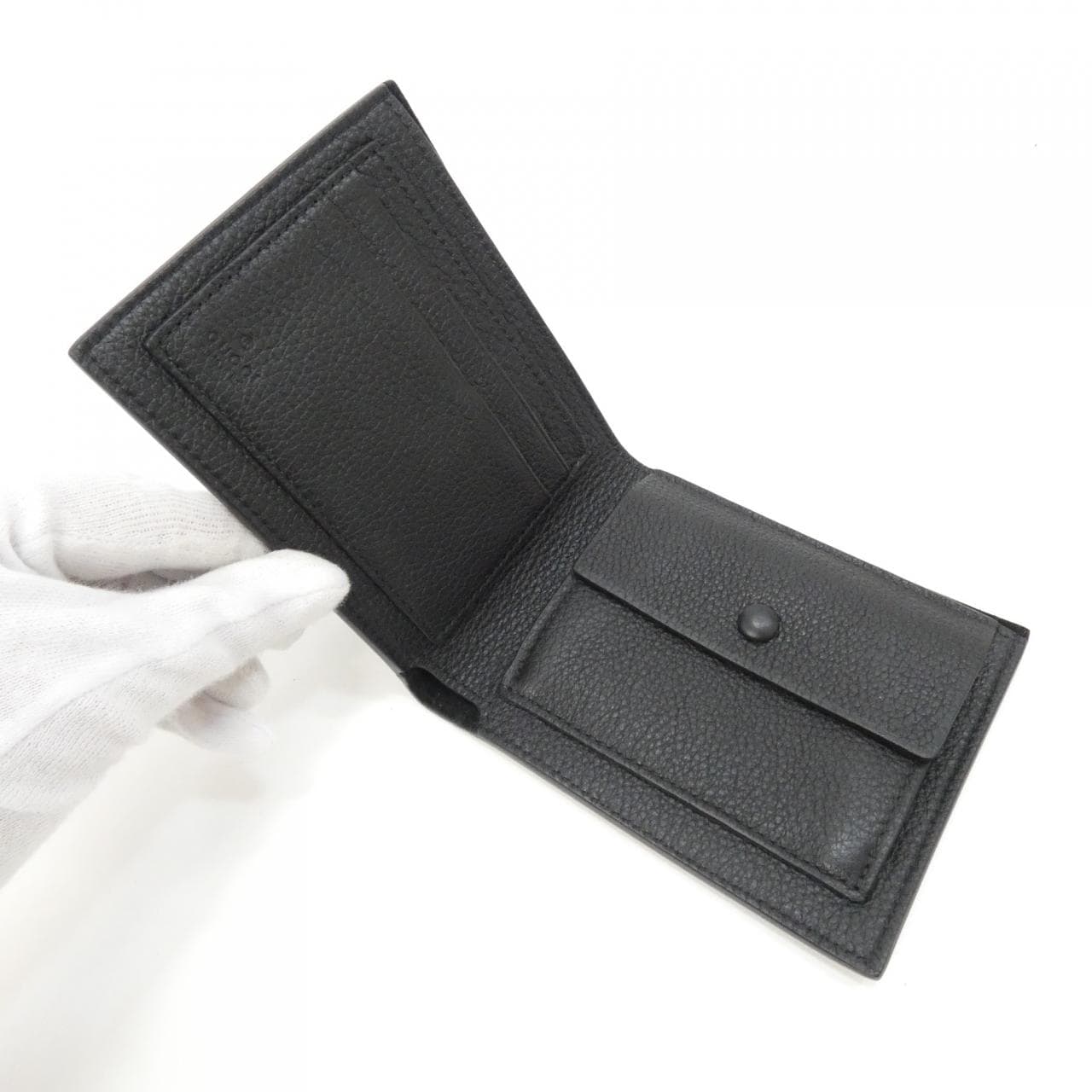 グッチ 658681 0E8IG 財布