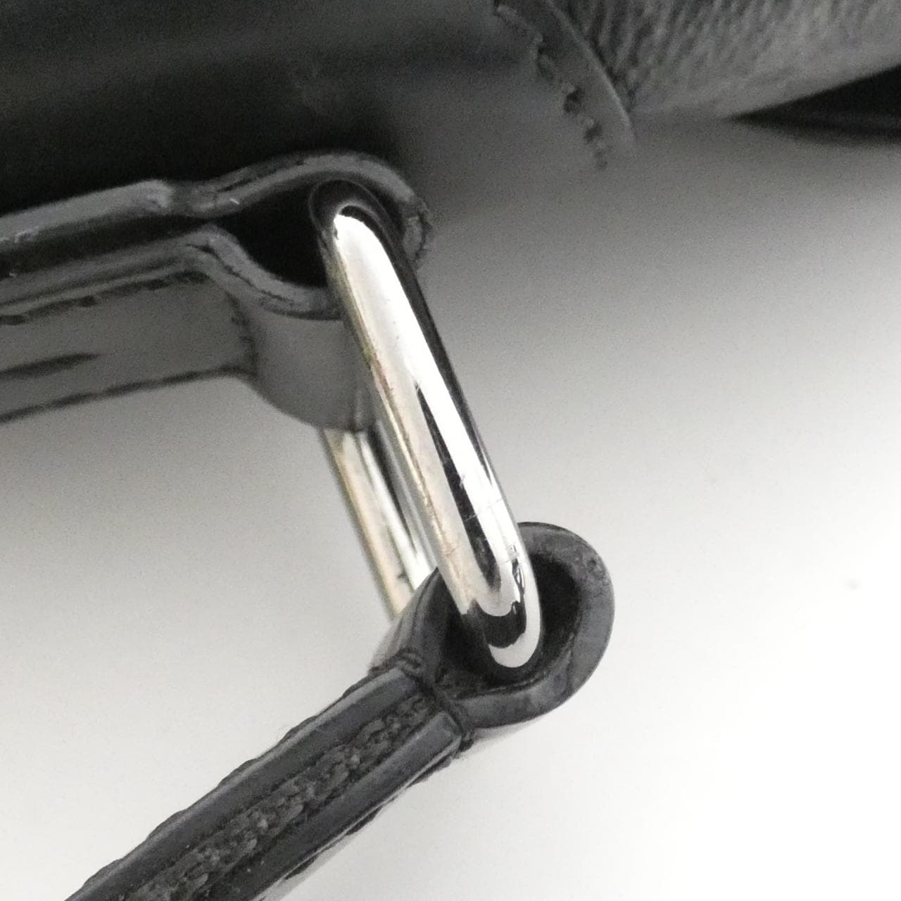 ルイヴィトン モノグラム エクリプス メッセンジャー ヴォワヤージュ PM M40511 ショルダーバッグ