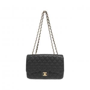 CHANEL shoulder bag