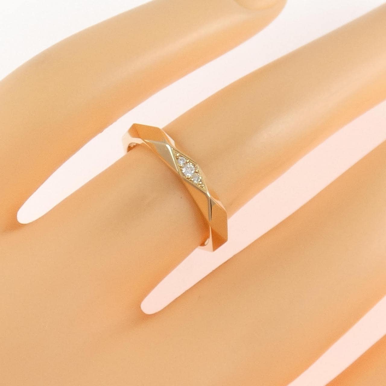 ブシュロン ファセット リング