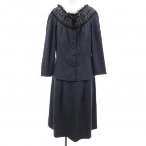 ユキコ･ハナイ YUKIKO HANAI セットアップ