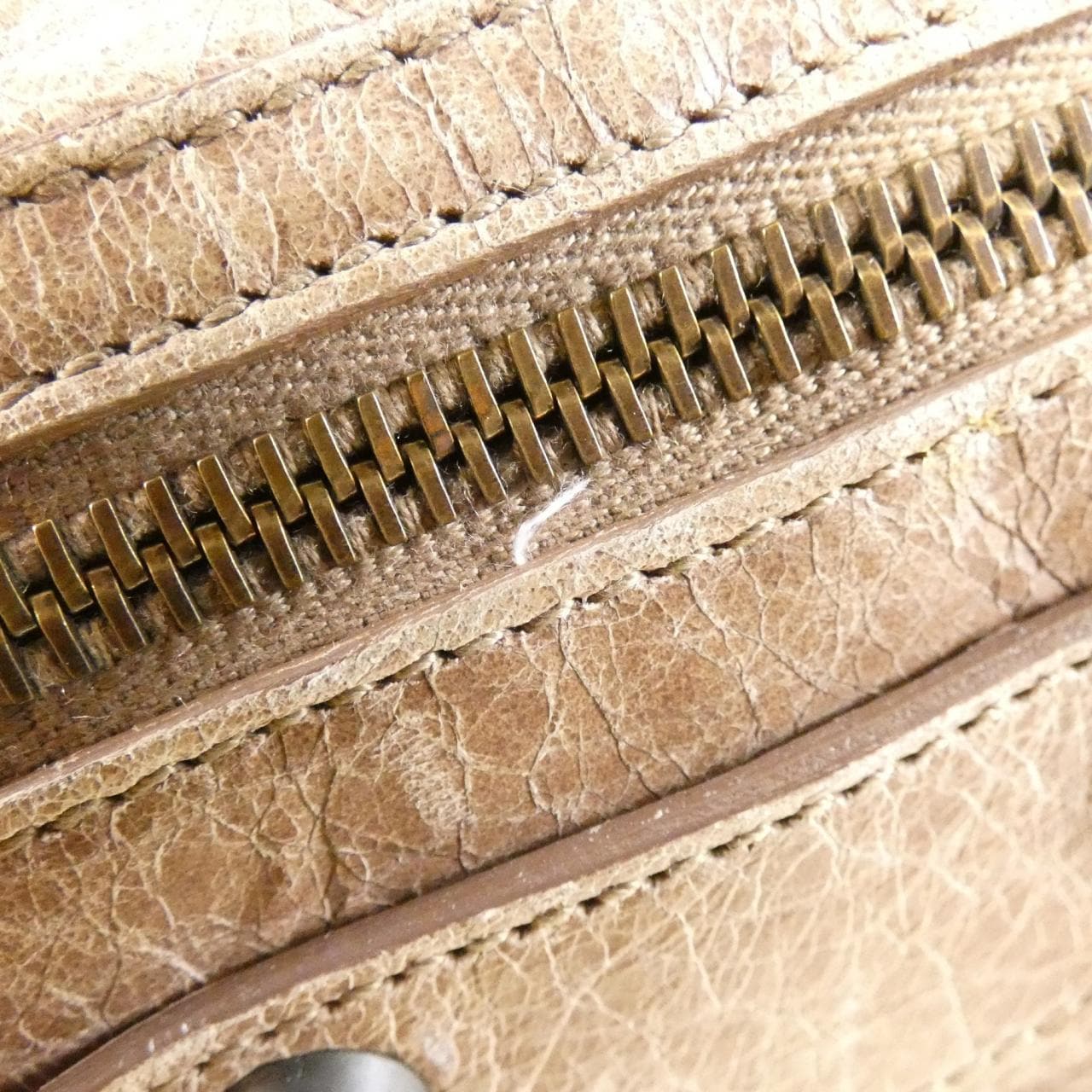 バレンシアガ ザ シティ 115748 D94JT バッグ