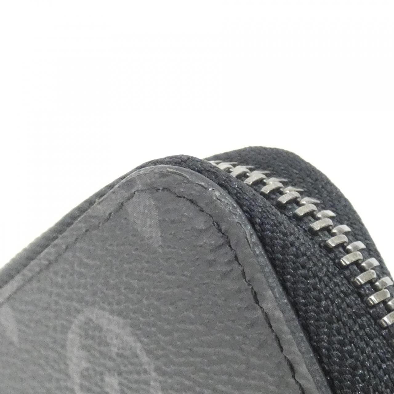 ルイヴィトン モノグラム エクリプス ジッピー ウォレット ヴェルティカル M62295 財布