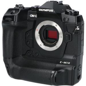 OLYMPUS E-M1X