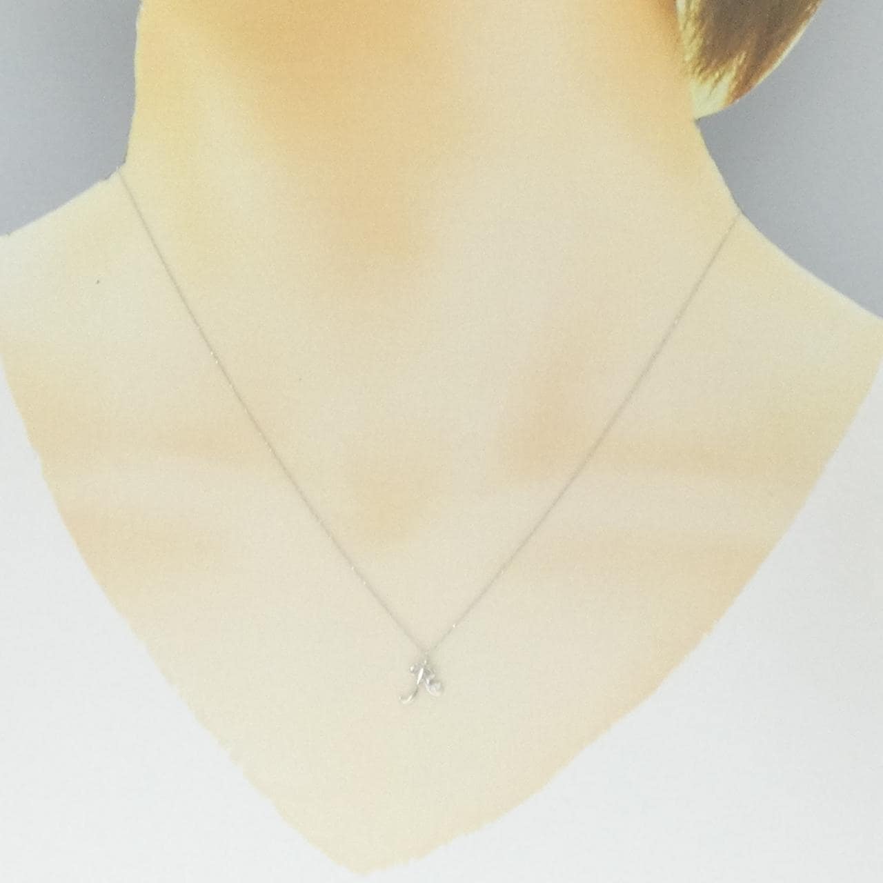 K10WG イニシャルR ダイヤモンド ネックレス 0.01CT