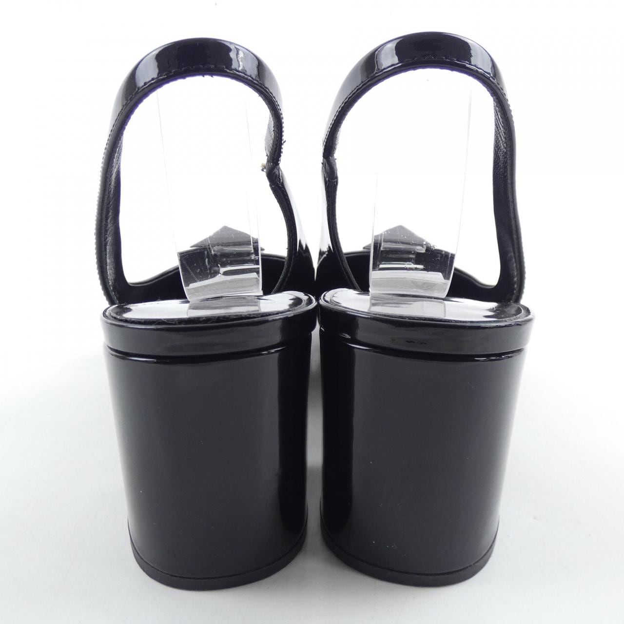 ヴァレンティノガラヴァーニ VALENTINO GARAVANI サンダル