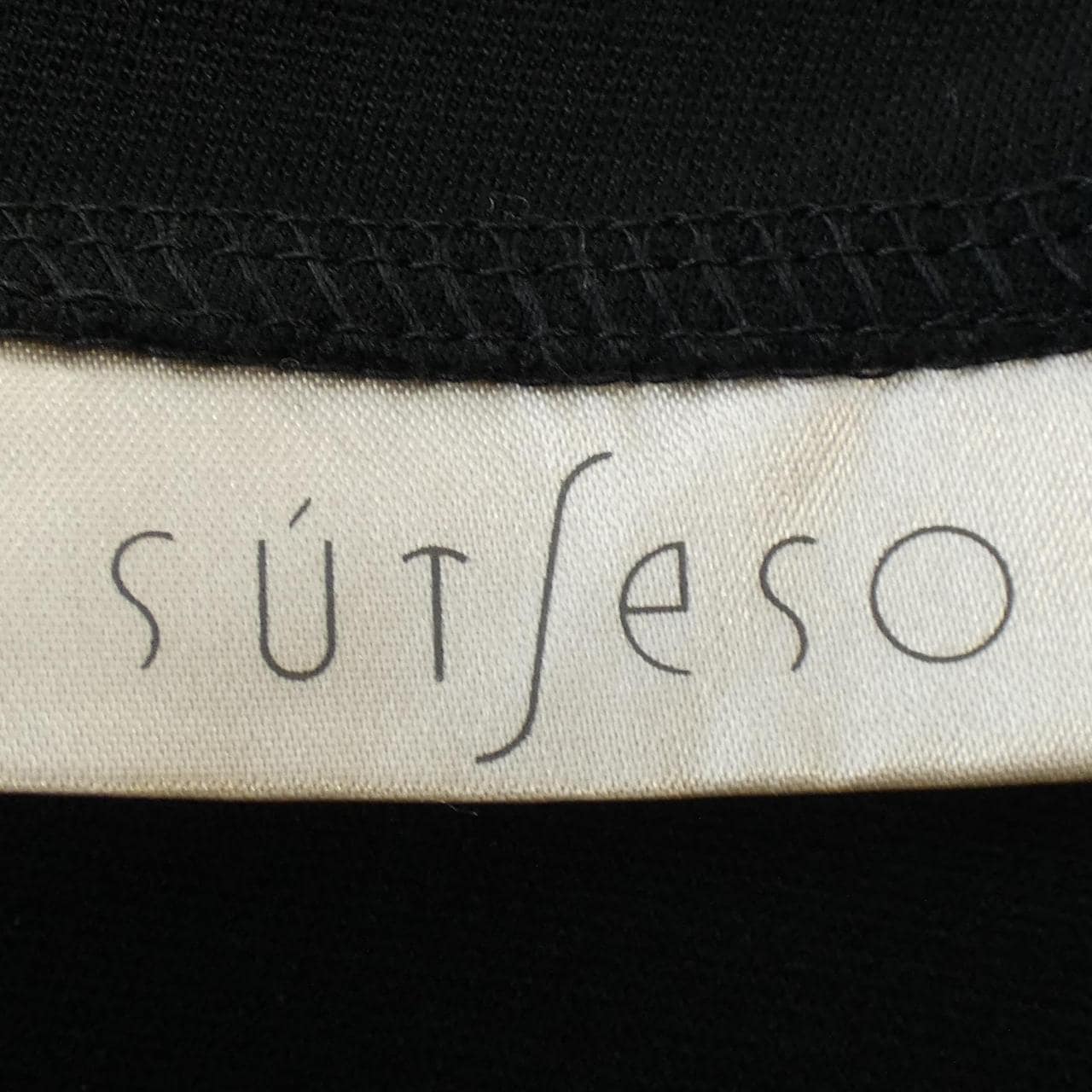 スチェッソ SUTSESO ワンピース