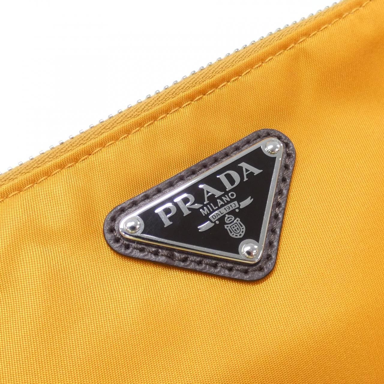 【未使用品】プラダ 2ZT073 ショルダーバッグ