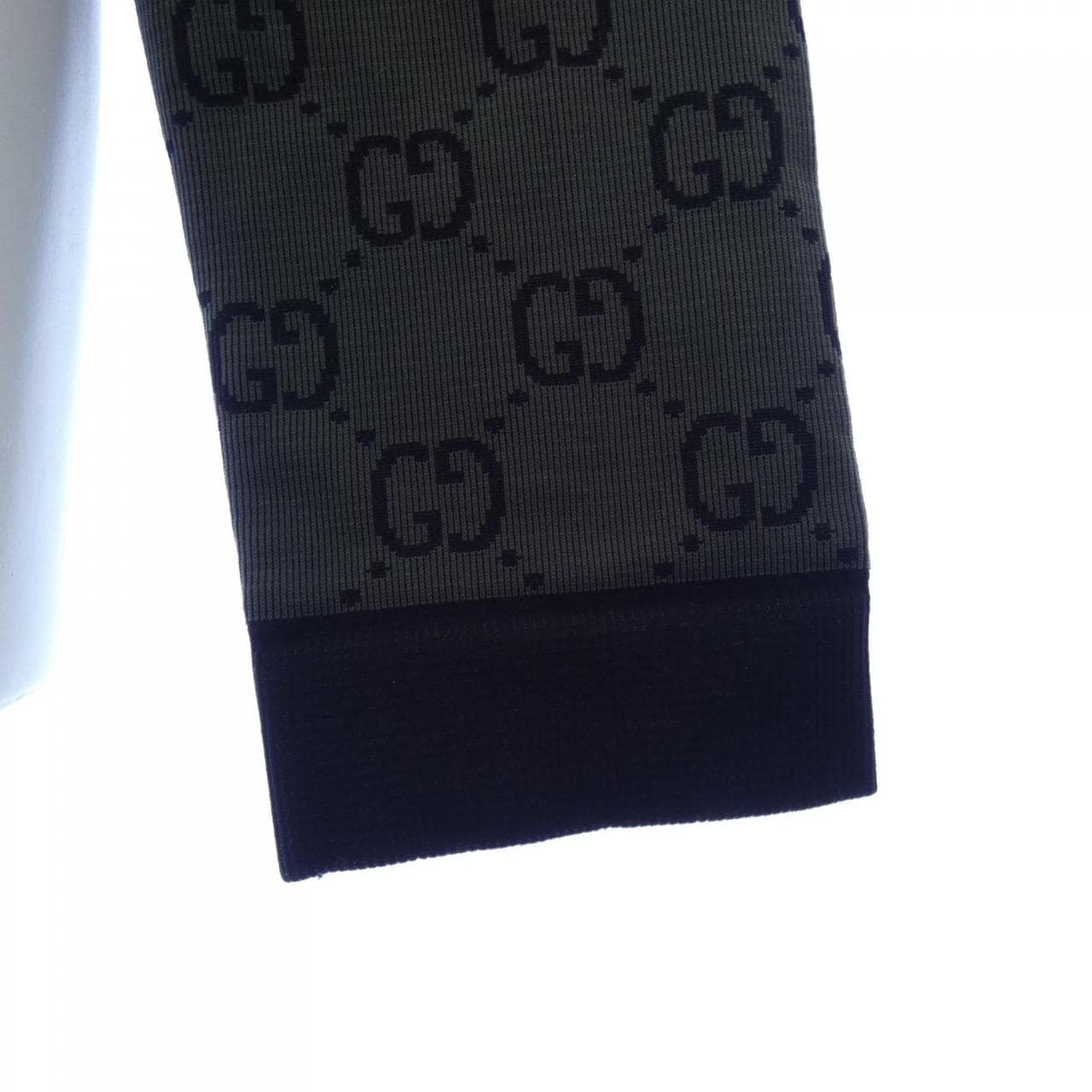 グッチ GUCCI トップス