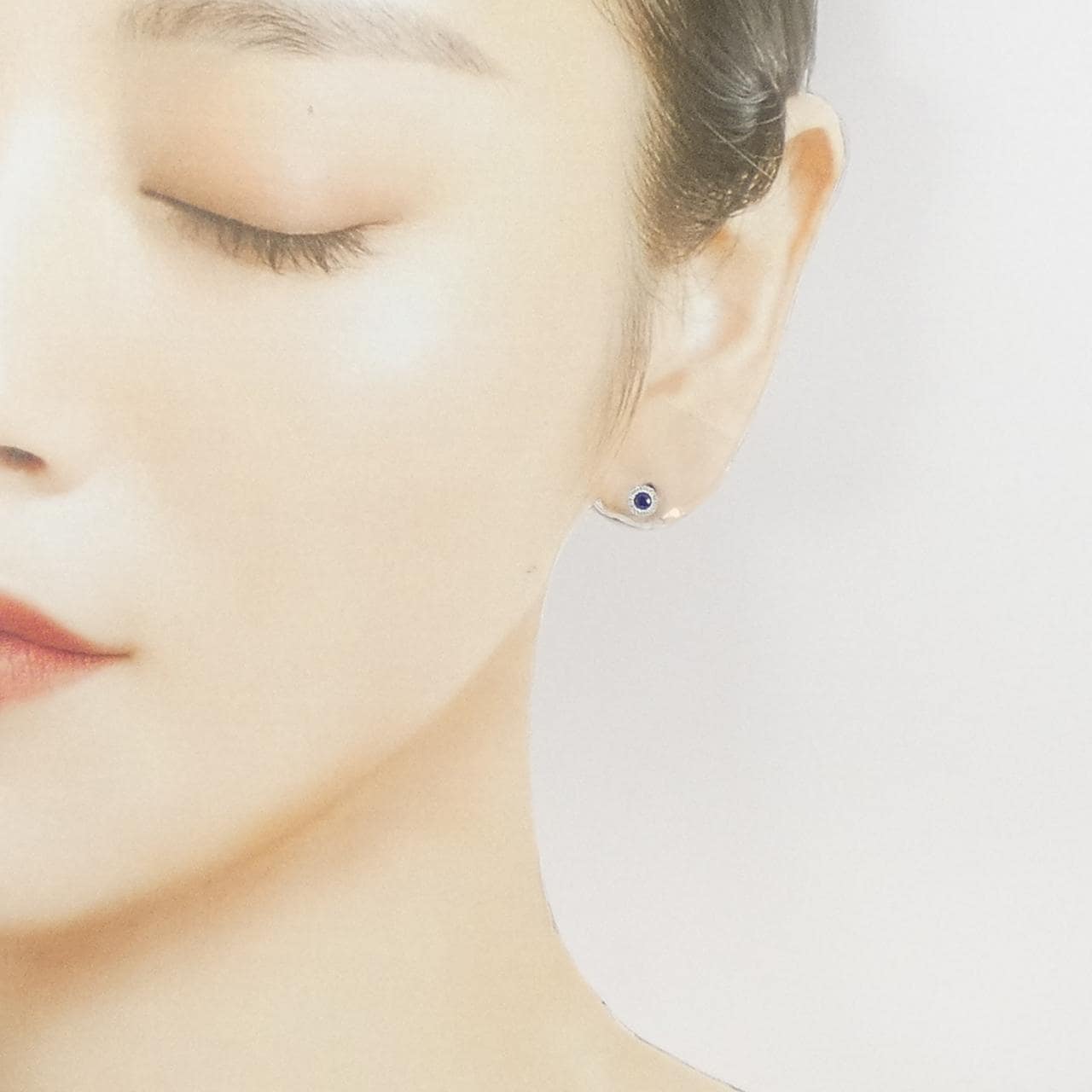 PT900 サファイヤ ピアス 0.18CT