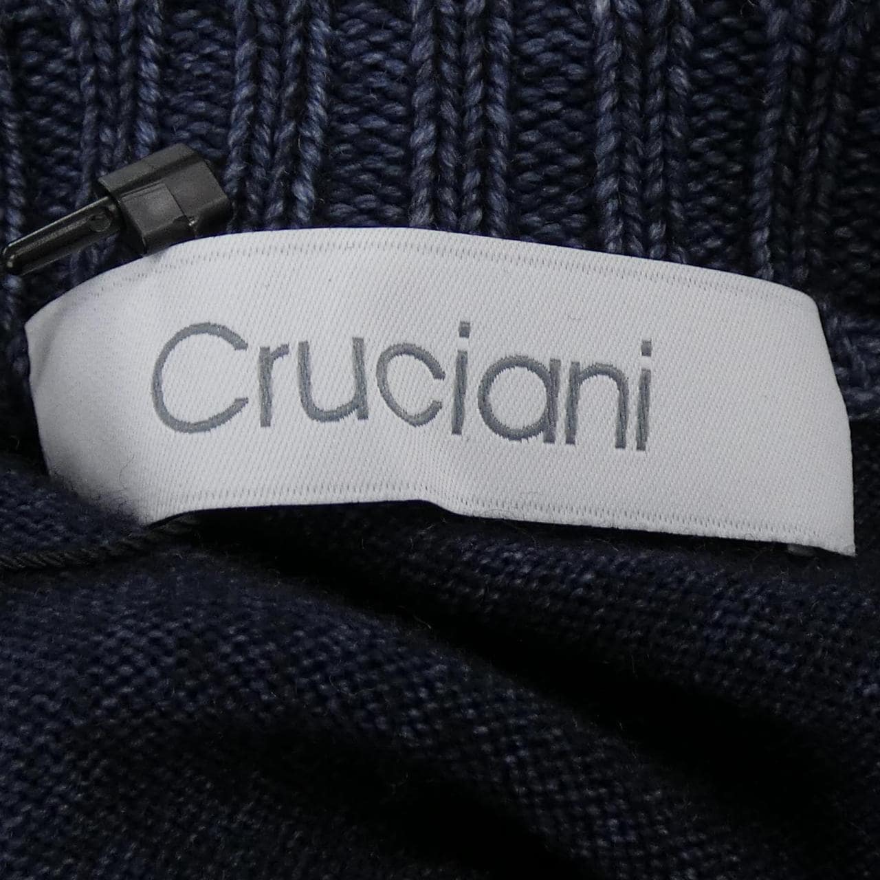 クルチアーニ Cruciani カーディガン