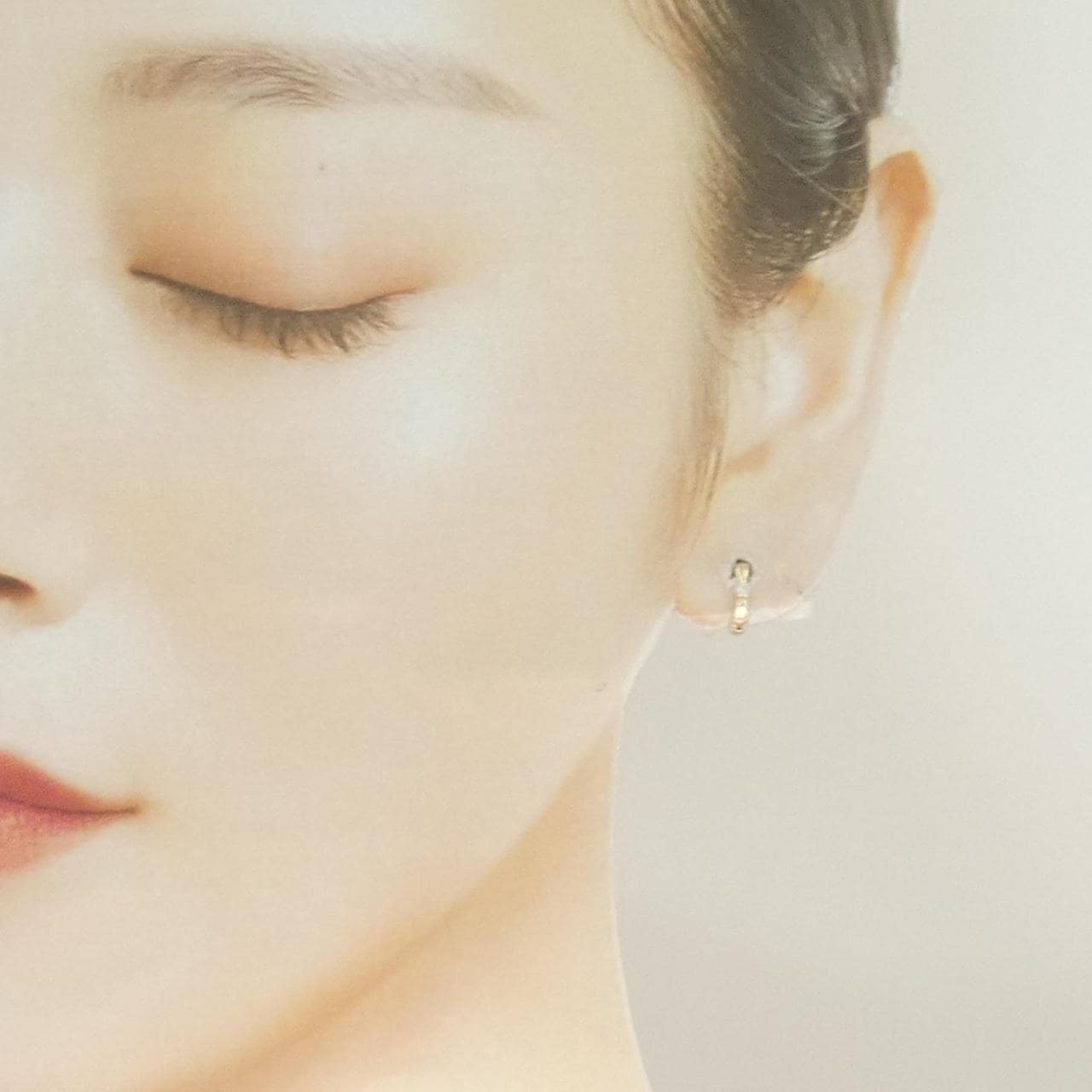 K10YG ダイヤモンド ピアス