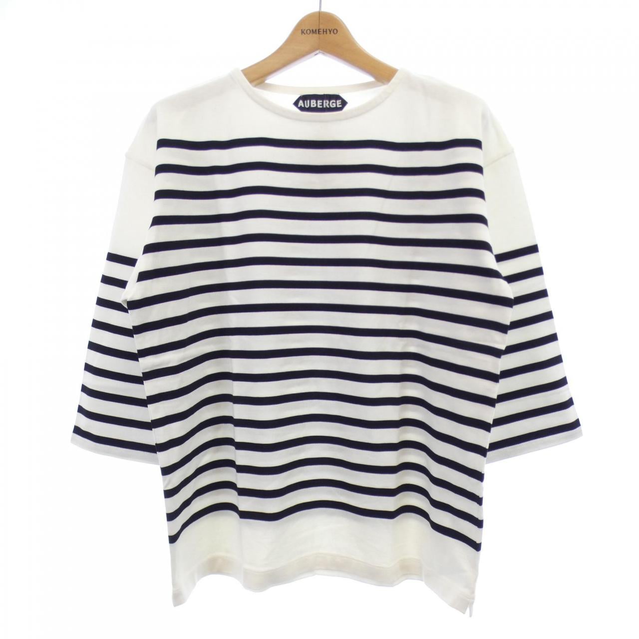 オーベルジュ AUBERGE Tシャツ